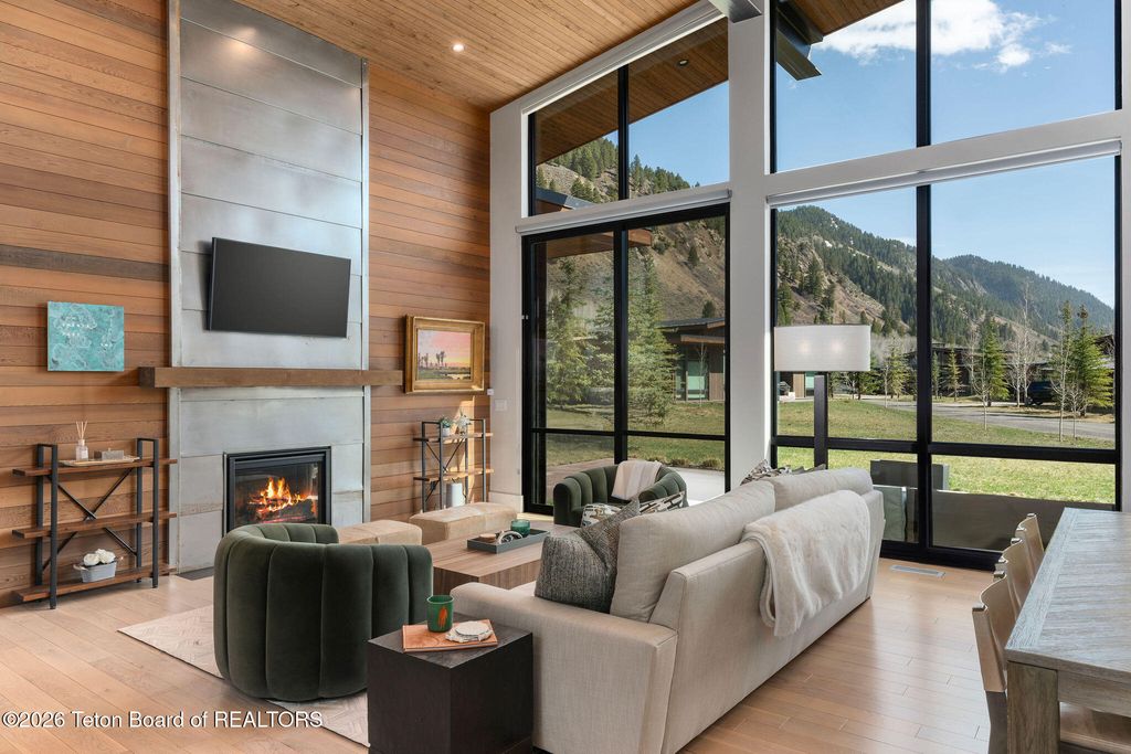 14290 S LEADER Lane, Jackson, WY 83001