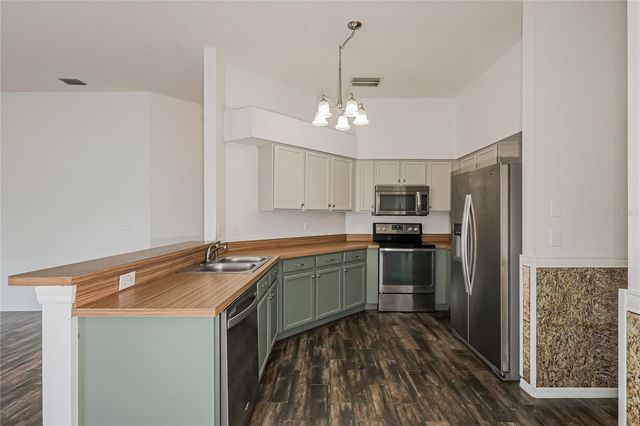 544 LINDSAY ANNE COURT, Plant City, FL 33563