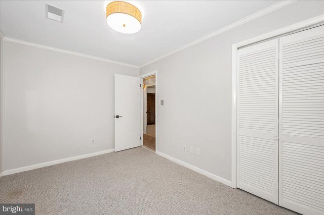 64 STANLEY HAUVER DR, Smithsburg, MD 21783