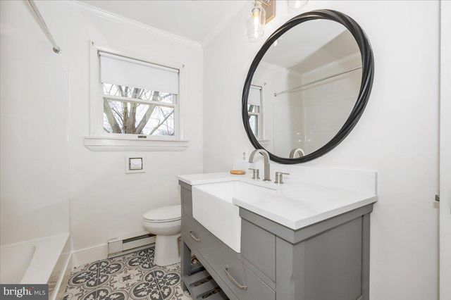 64 STANLEY HAUVER DR, Smithsburg, MD 21783