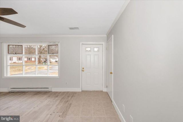 64 STANLEY HAUVER DR, Smithsburg, MD 21783