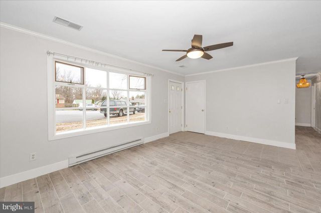 64 STANLEY HAUVER DR, Smithsburg, MD 21783