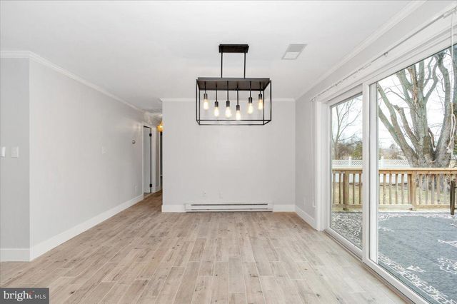 64 STANLEY HAUVER DR, Smithsburg, MD 21783