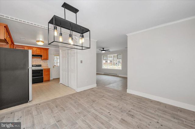 64 STANLEY HAUVER DR, Smithsburg, MD 21783