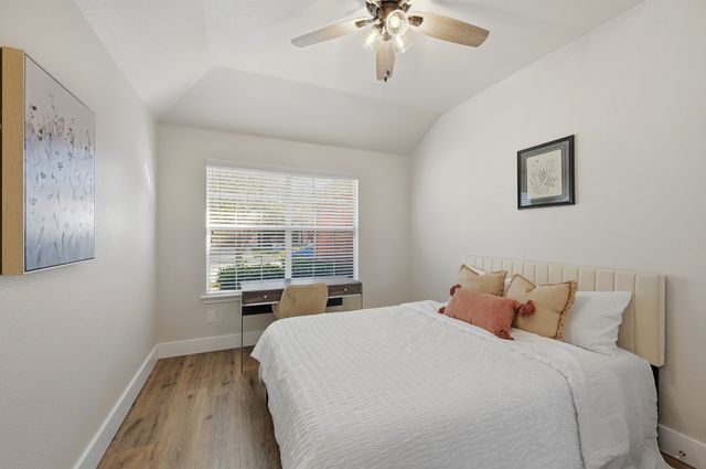 3321 Versante Drive, Bedford, TX 76021