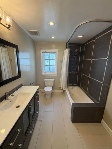 3560 64 Front Street, San Diego, CA 92103