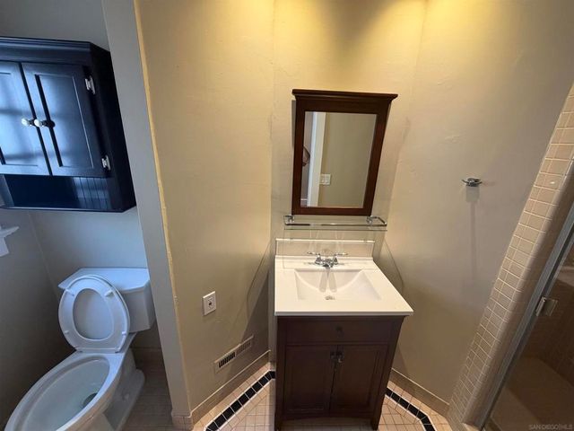 3560 64 Front Street, San Diego, CA 92103