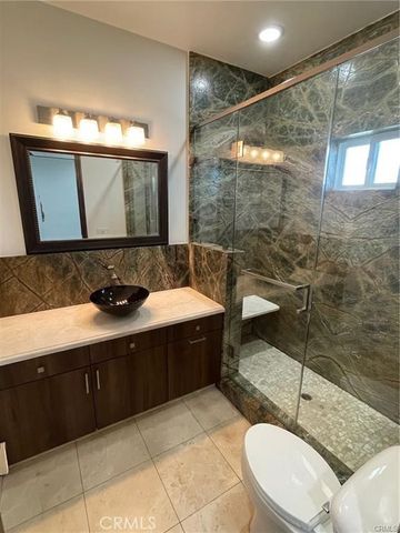 17358 Martha Street, Encino (los Angeles), CA 91316