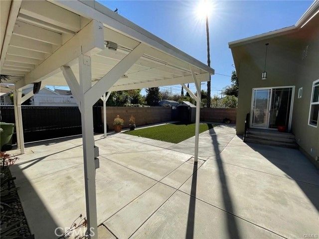 17358 Martha Street, Encino (los Angeles), CA 91316