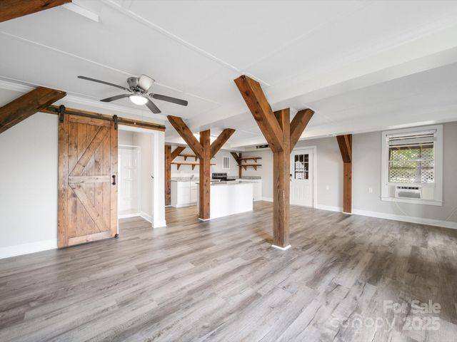 2364 Lakeside Drive, Liberty Hill, SC 29074