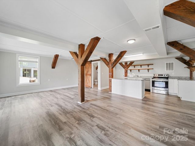 2364 Lakeside Drive, Liberty Hill, SC 29074