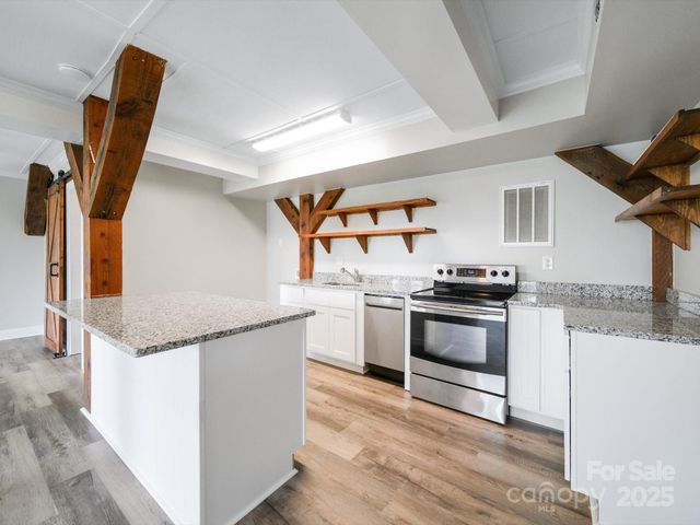 2364 Lakeside Drive, Liberty Hill, SC 29074