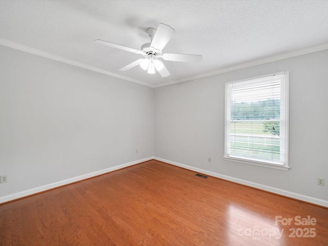 2364 Lakeside Drive, Liberty Hill, SC 29074