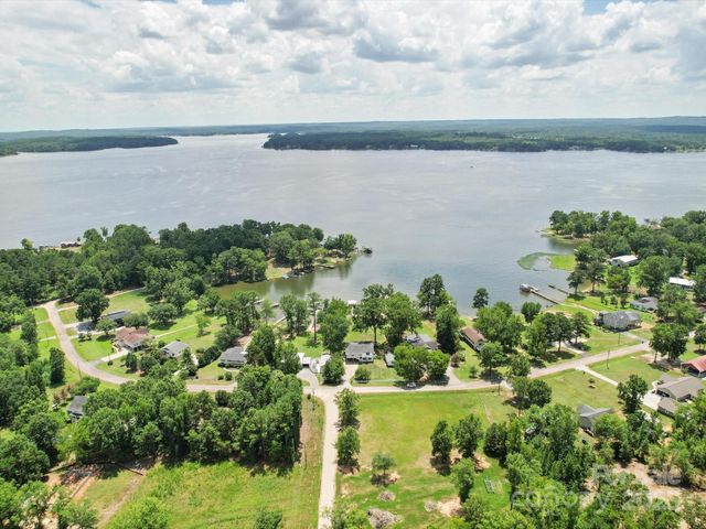 2364 Lakeside Drive, Liberty Hill, SC 29074