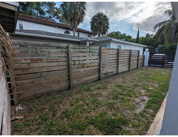 411 S ALBANY AVENUE 3, Tampa, FL 33606