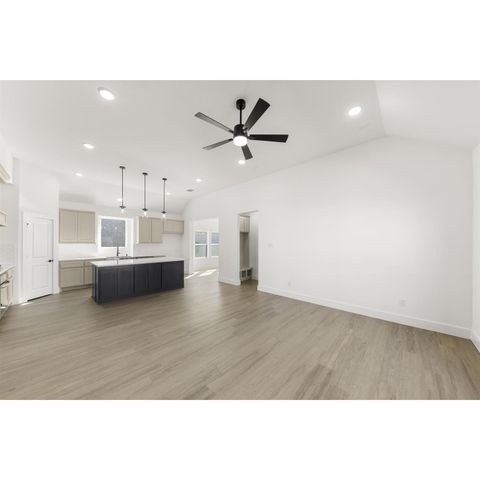 8104 Caprock Trail, Rowlett, TX 75089