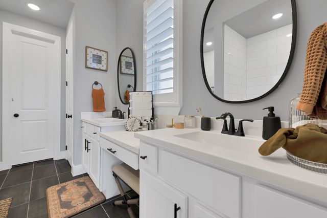 1920 Barnhill Lane, Van Alstyne, TX 75495