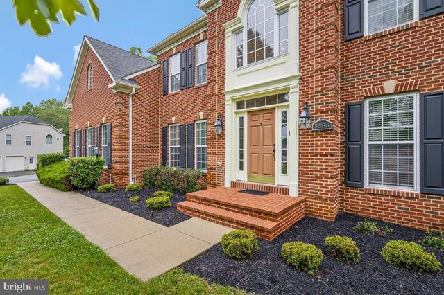 5563 NOTCHED BEAK CT, Waldorf, MD 20601