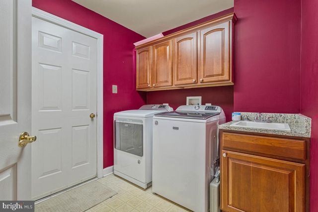 5563 NOTCHED BEAK CT, Waldorf, MD 20601