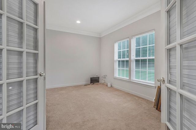 5563 NOTCHED BEAK CT, Waldorf, MD 20601