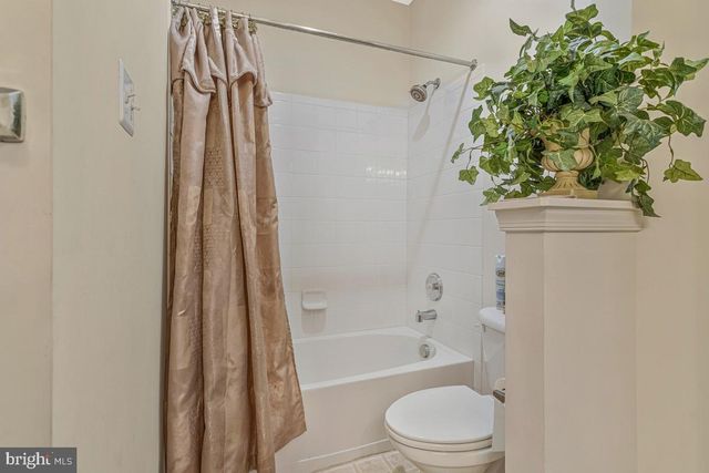5563 NOTCHED BEAK CT, Waldorf, MD 20601