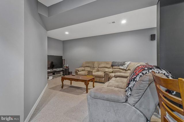 5563 NOTCHED BEAK CT, Waldorf, MD 20601
