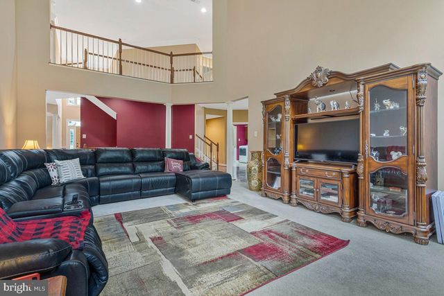 5563 NOTCHED BEAK CT, Waldorf, MD 20601
