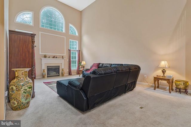 5563 NOTCHED BEAK CT, Waldorf, MD 20601