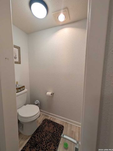 3103 Eisenhauer Rd Apt L21, San Antonio, TX 78209