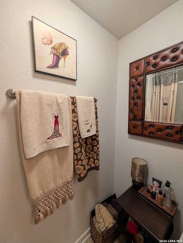 3103 Eisenhauer Rd Apt L21, San Antonio, TX 78209