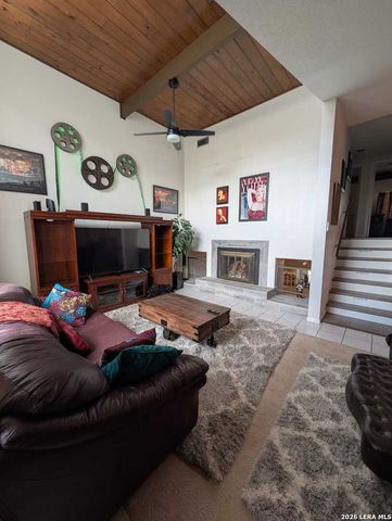 3103 Eisenhauer Rd Apt L21, San Antonio, TX 78209