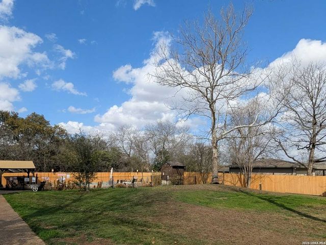 3103 Eisenhauer Rd Apt L21, San Antonio, TX 78209