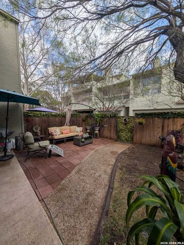 3103 Eisenhauer Rd Apt L21, San Antonio, TX 78209