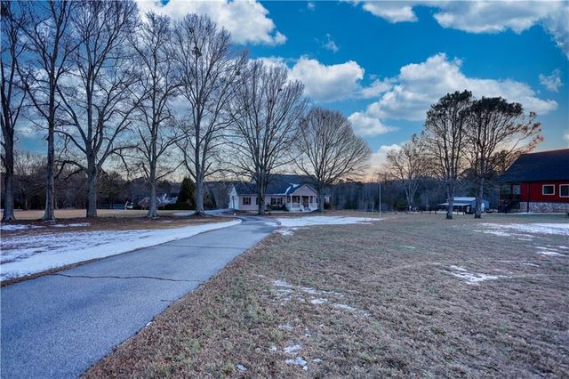 2891 Ike Stone Road, Monroe, GA 30656