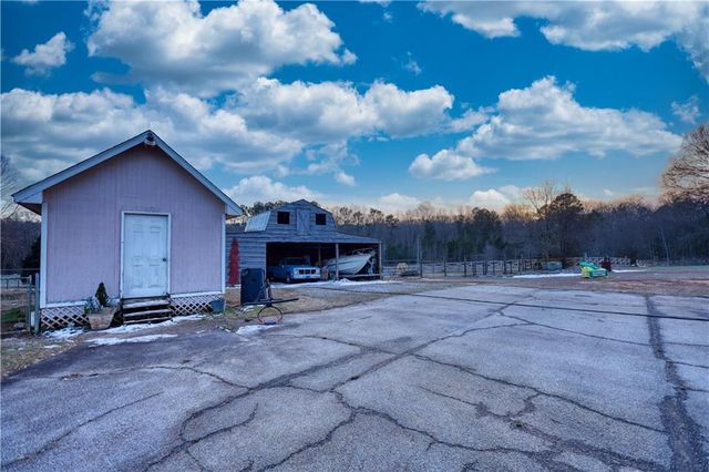 2891 Ike Stone Road, Monroe, GA 30656