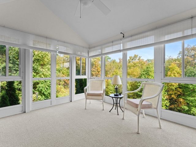 9 Baldwin Court 9, Westborough, MA 01581