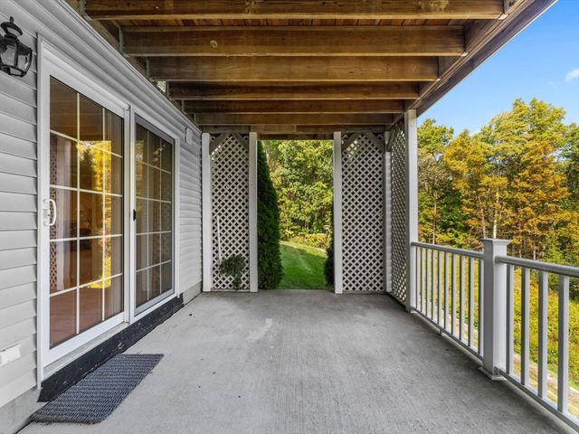 9 Baldwin Court 9, Westborough, MA 01581