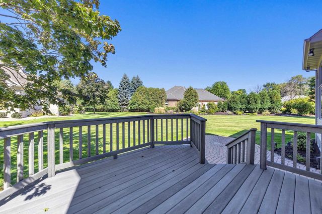 4360 HILTON HEAD COURT, Hobart, WI 54155