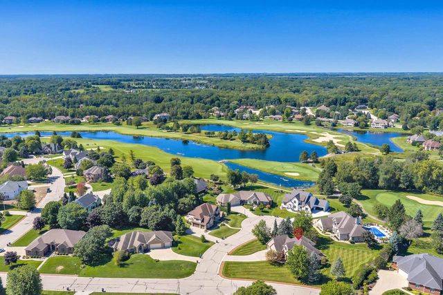 4360 HILTON HEAD COURT, Hobart, WI 54155