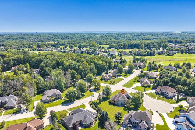 4360 HILTON HEAD COURT, Hobart, WI 54155