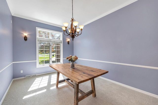 4360 HILTON HEAD COURT, Hobart, WI 54155