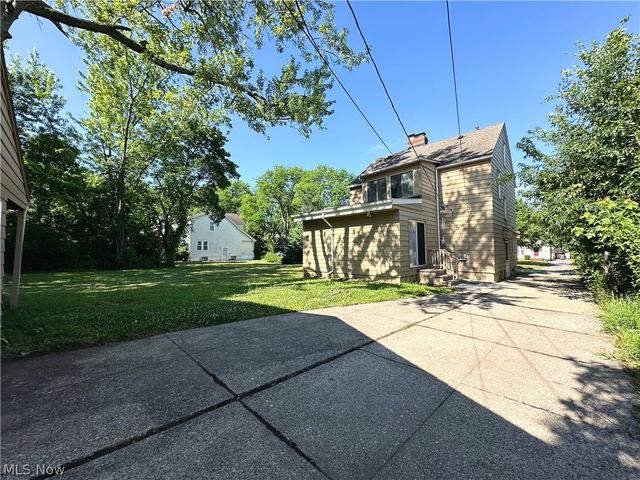 3709 Chelton Road, Shaker Heights, OH 44120