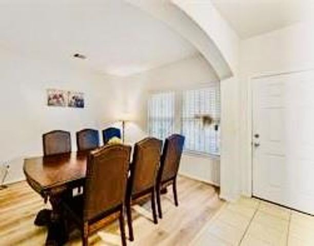 7255 Autumn Sun Drive, Houston, TX 77083