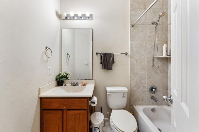 7255 Autumn Sun Drive, Houston, TX 77083