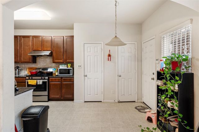 7255 Autumn Sun Drive, Houston, TX 77083