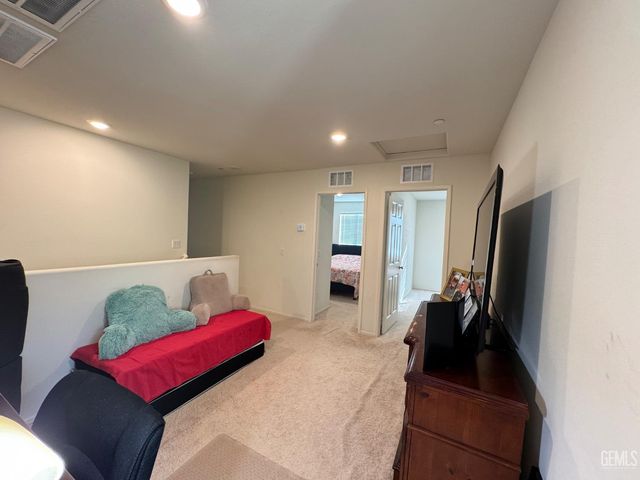 11115 Guaranda Place, Bakersfield, CA 93306