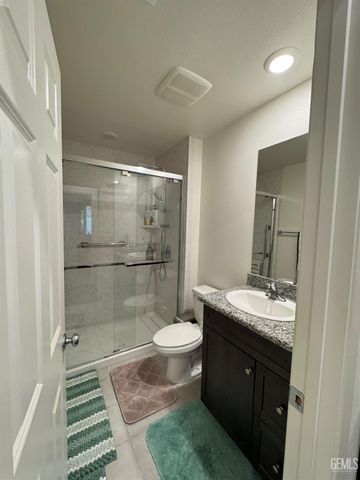 11115 Guaranda Place, Bakersfield, CA 93306