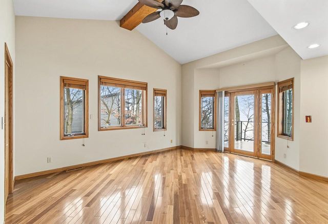 W10725 Wildwood Way, Poynette, WI 53955