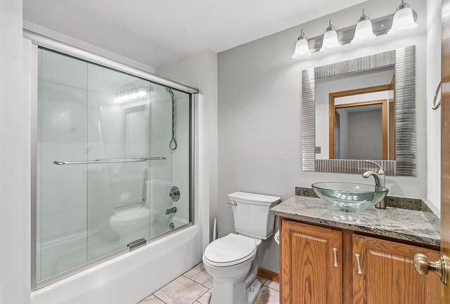 W10725 Wildwood Way, Poynette, WI 53955