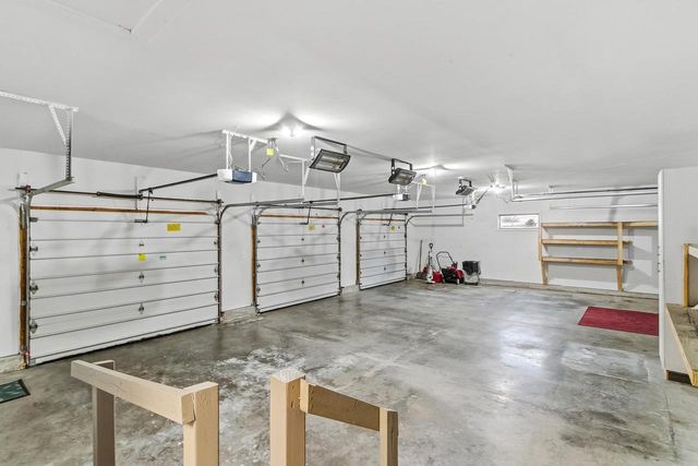 W10725 Wildwood Way, Poynette, WI 53955